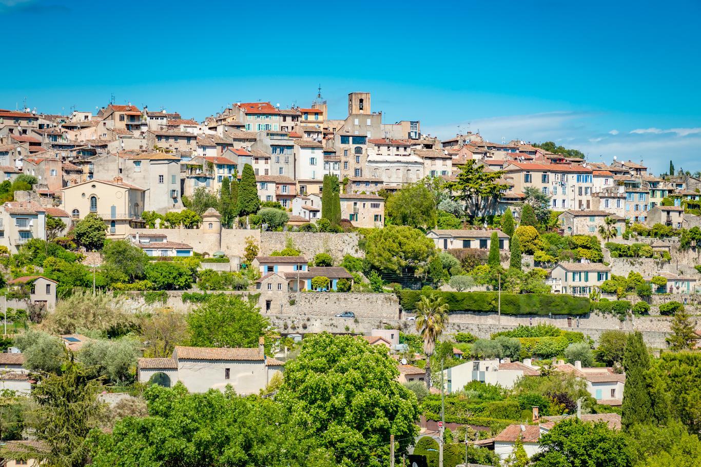 Habitação corporativa mobiliada em Biot para profissionais