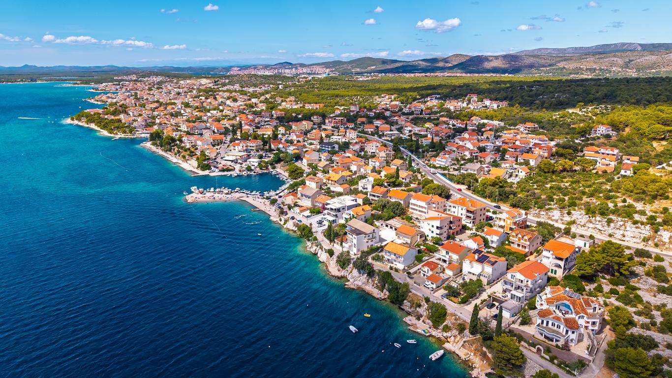 Furnished corporate housing in Brodarica for professionals