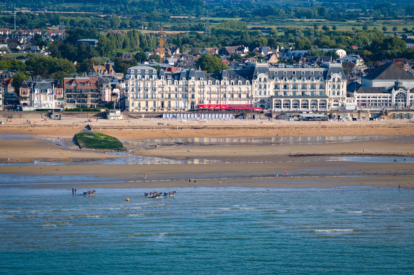 Furnished apartments for rent in Cabourg