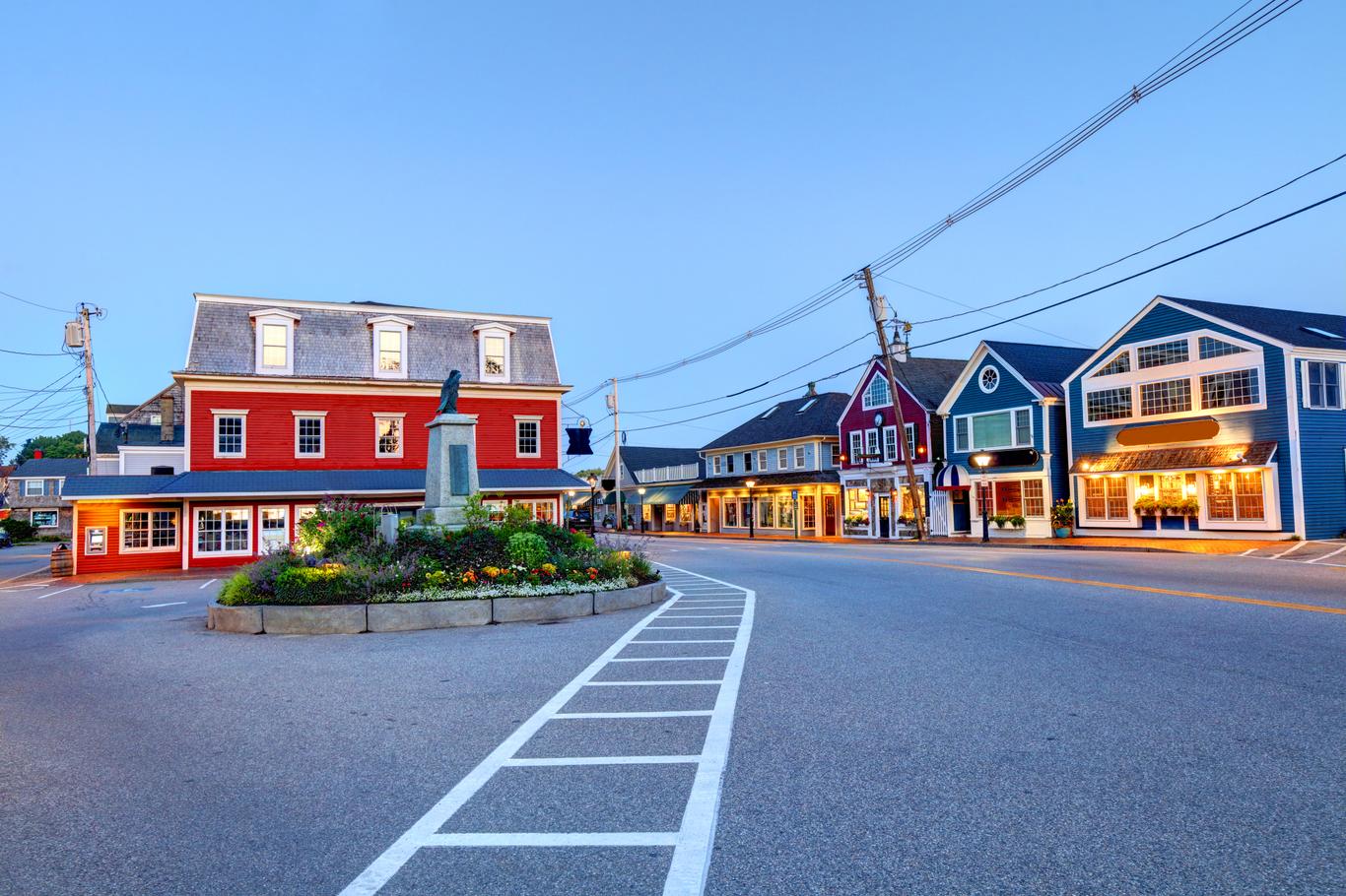 Furnished corporate housing in Kennebunkport, ME for professionals