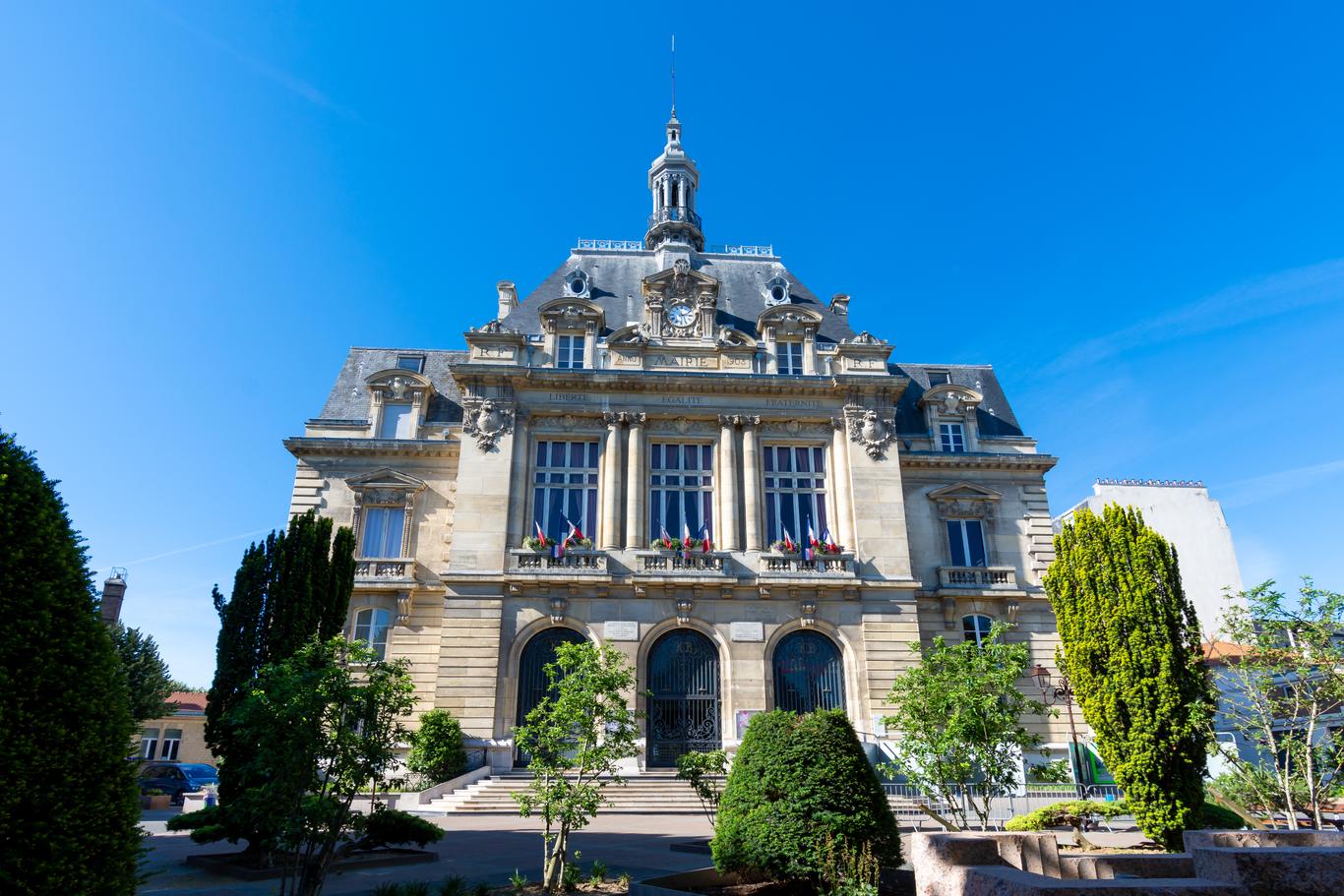 Rent premium furnished studio apartments in Le Kremlin-Bicêtre, Le Kremlin-Bicetre