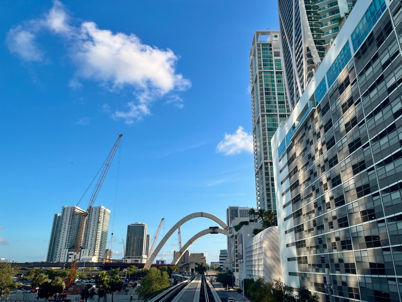 가구가 완비된 임대 아파트 마이애미 가든스, FL