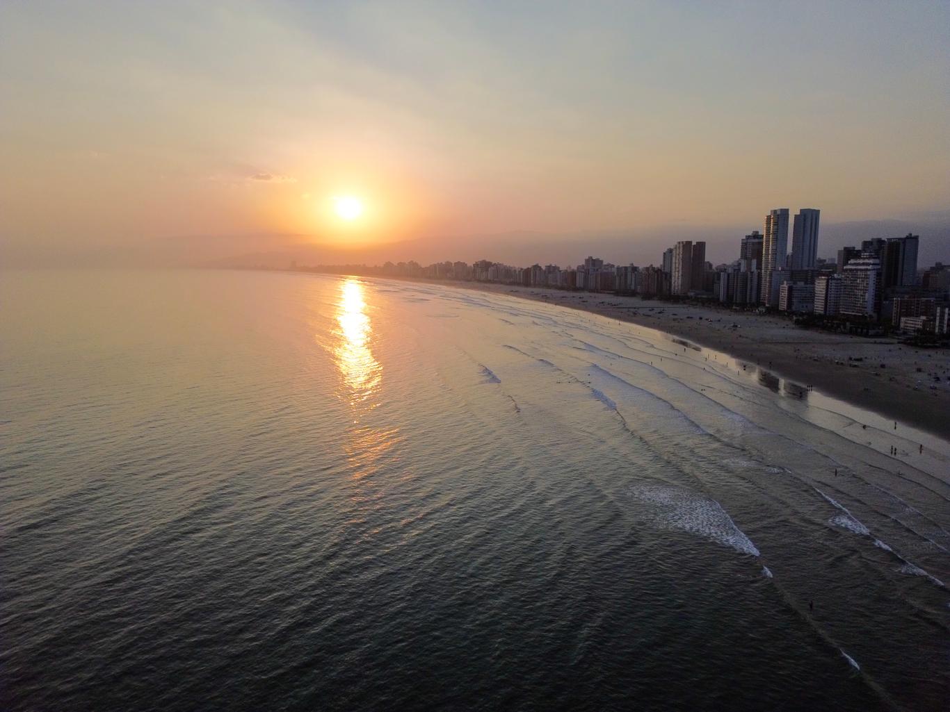 Rent premium furnished 1-bedroom apartments in Praia Grande