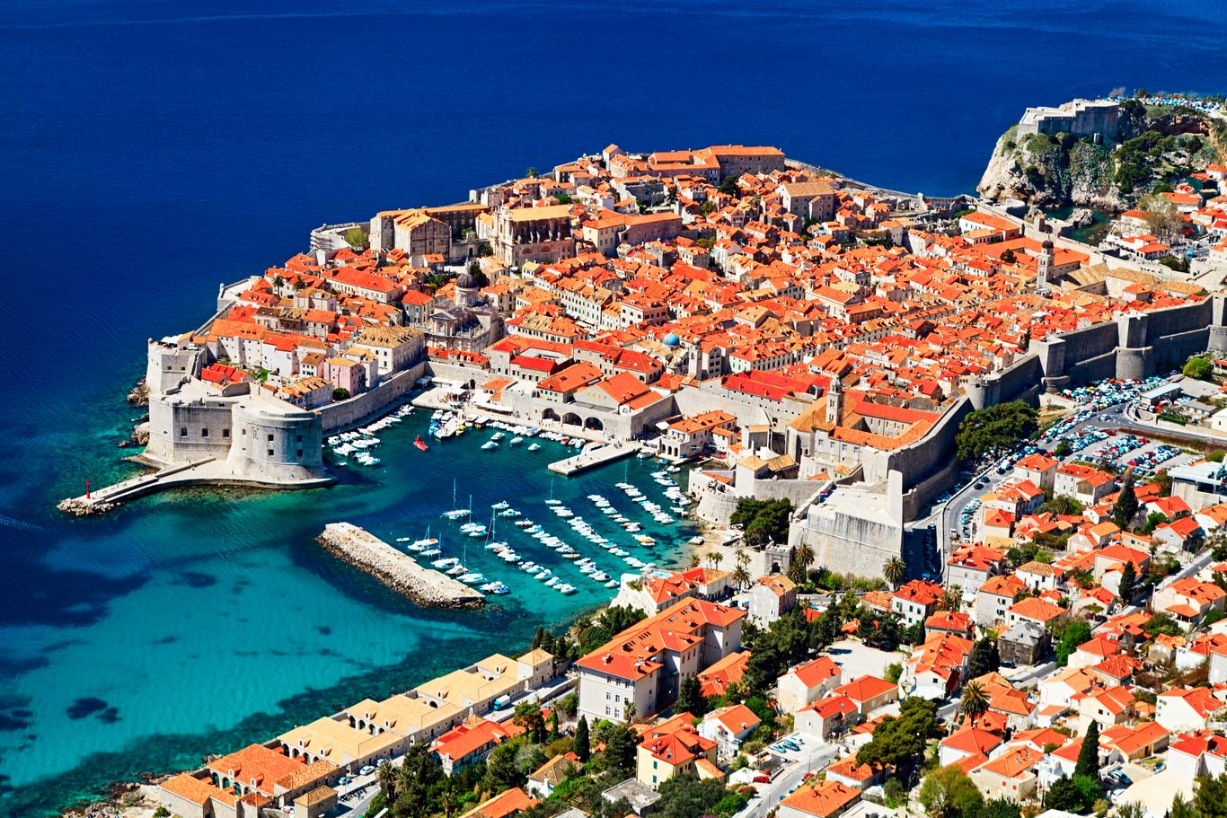 Starigrad içinde mobilyalı kiralık daireler