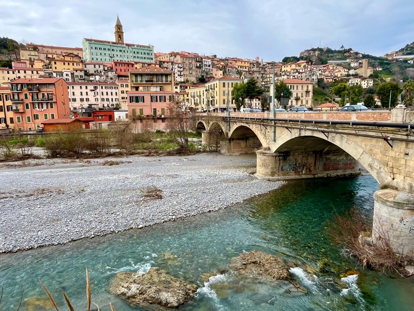 Ventimiglia içinde mobilyalı kiralık daireler