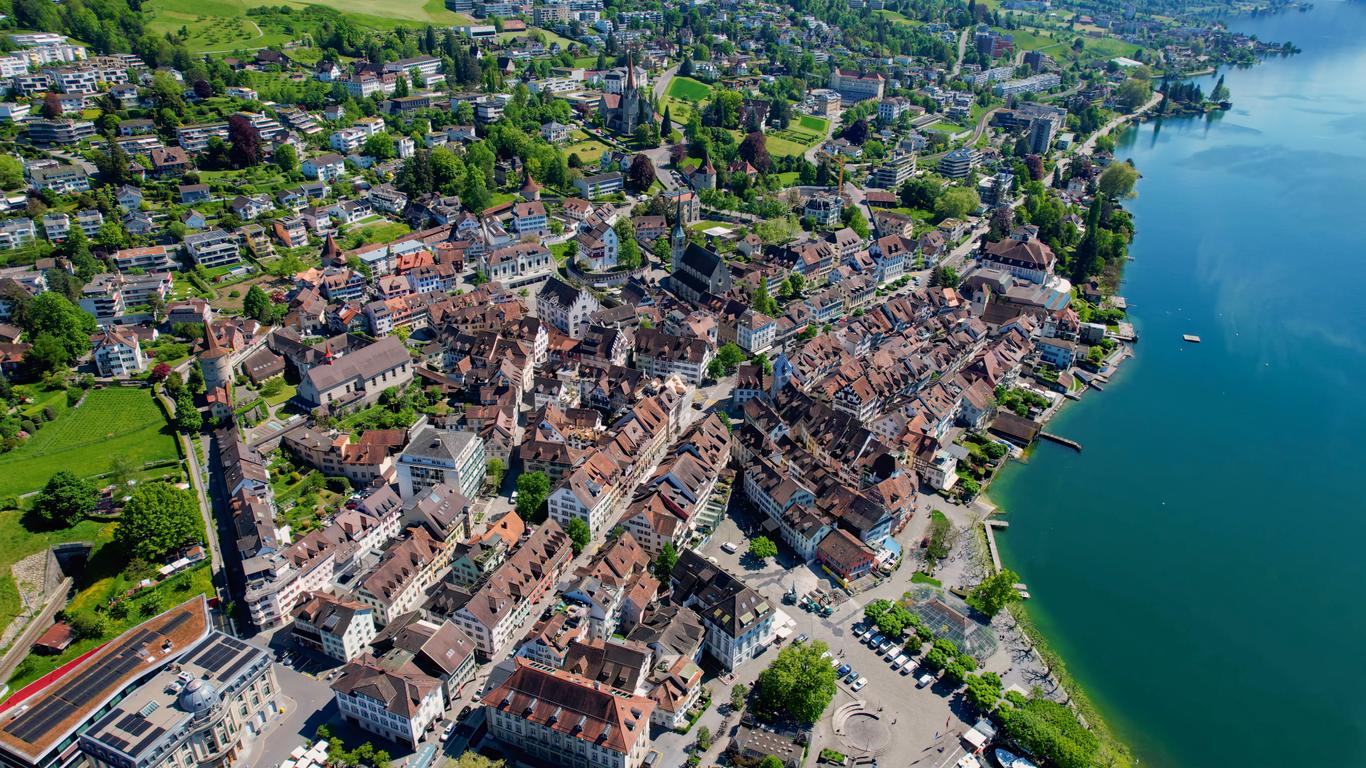 Habitação corporativa mobiliada em Zug para profissionais