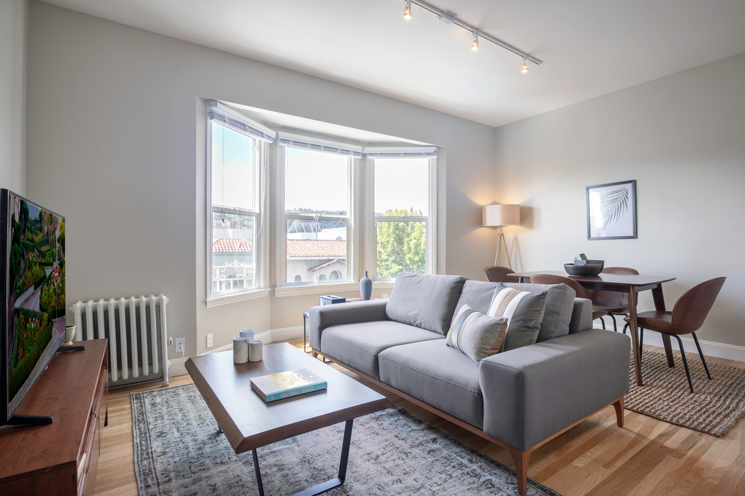 Marina District 2BR w/ W/D, nr Marina Green (SFO-141)