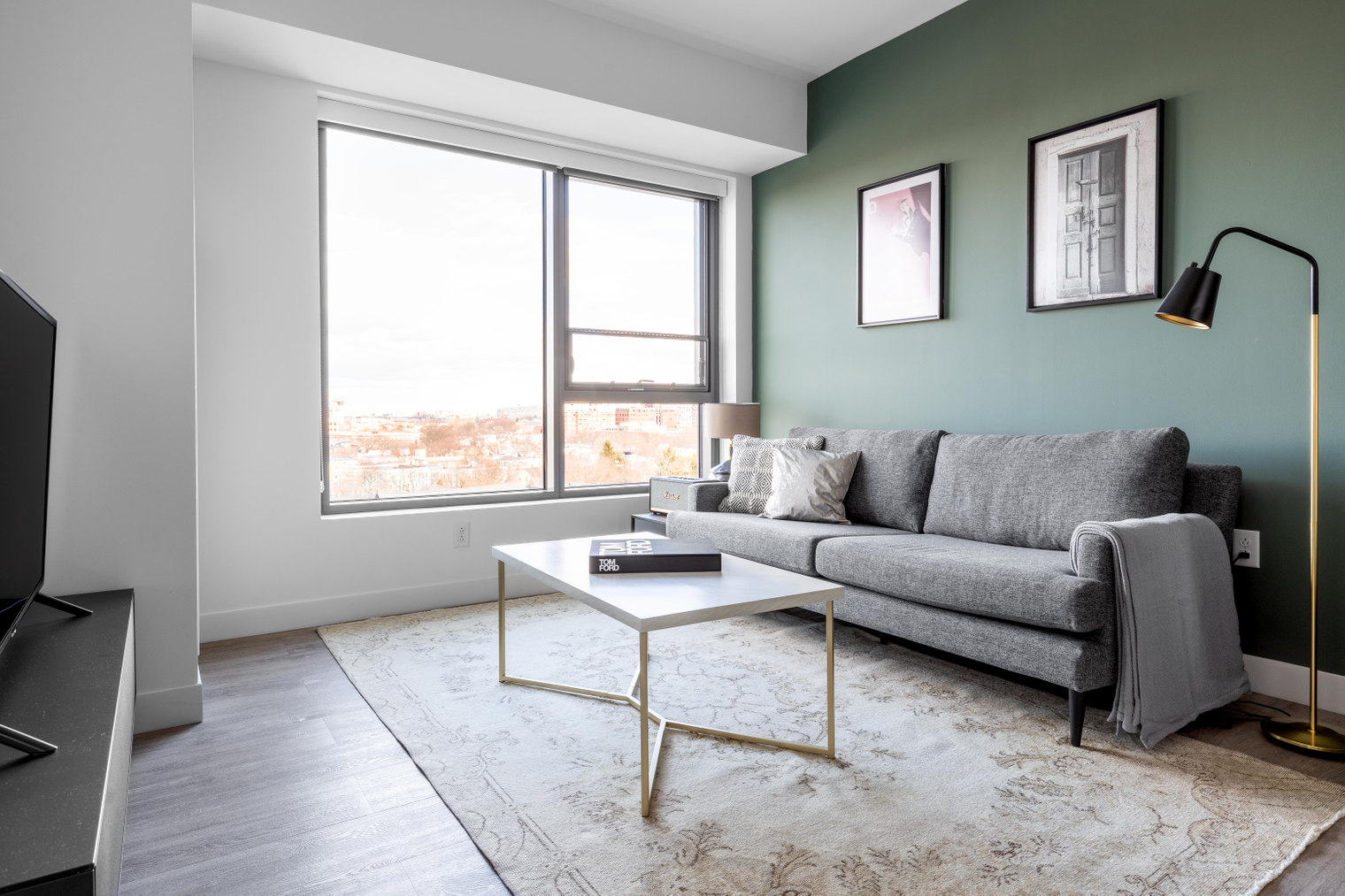 Central Sq 1BR w/ Gym, DM, nr Central Sq T Stop (BOS-255)