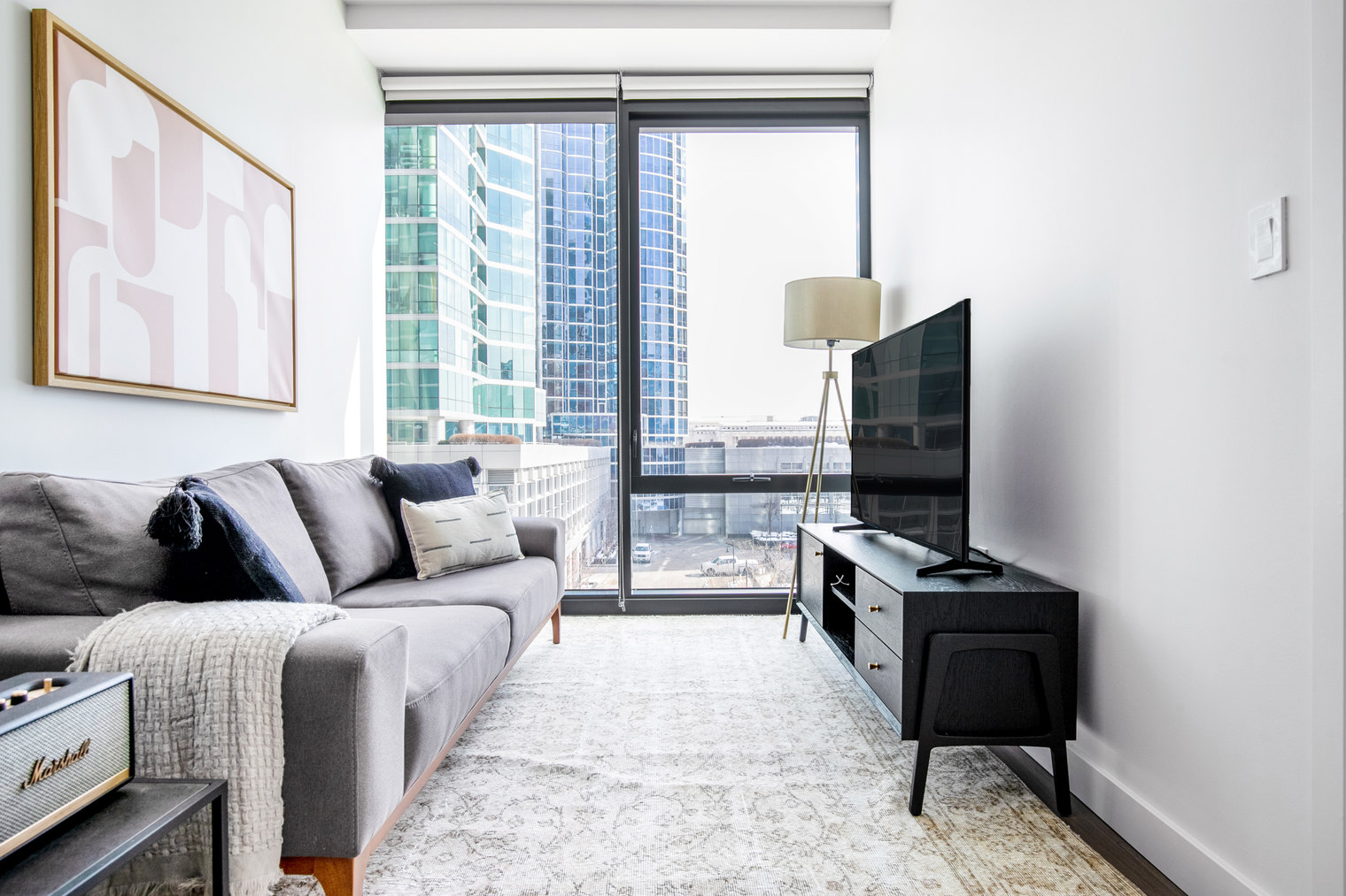 S Loop 1BR w/ Pool, Lounge, nr CTA Trains (CHI-353)