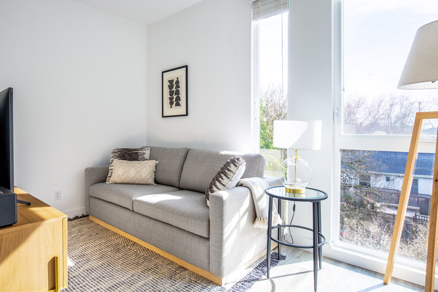 Capitol Hill Studio w/ Rooftop, Pet Area, nr bars (SEA-99)