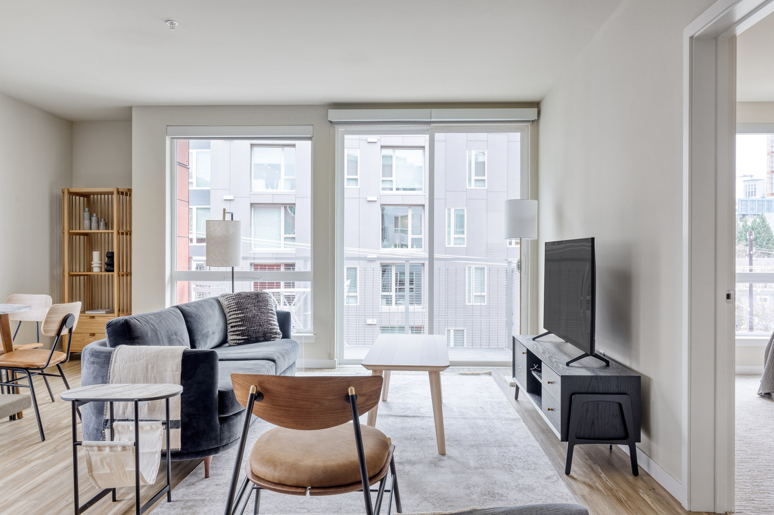 SLU 3BR w/ Game Room & Gym, nr Space Needle (SEA-205)