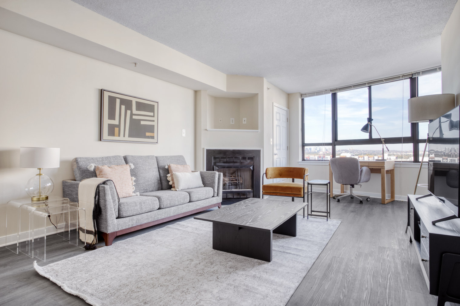 Pentagon City 1BR w/ W/D, Gym & Lounge, nr Metro (WDC-374)