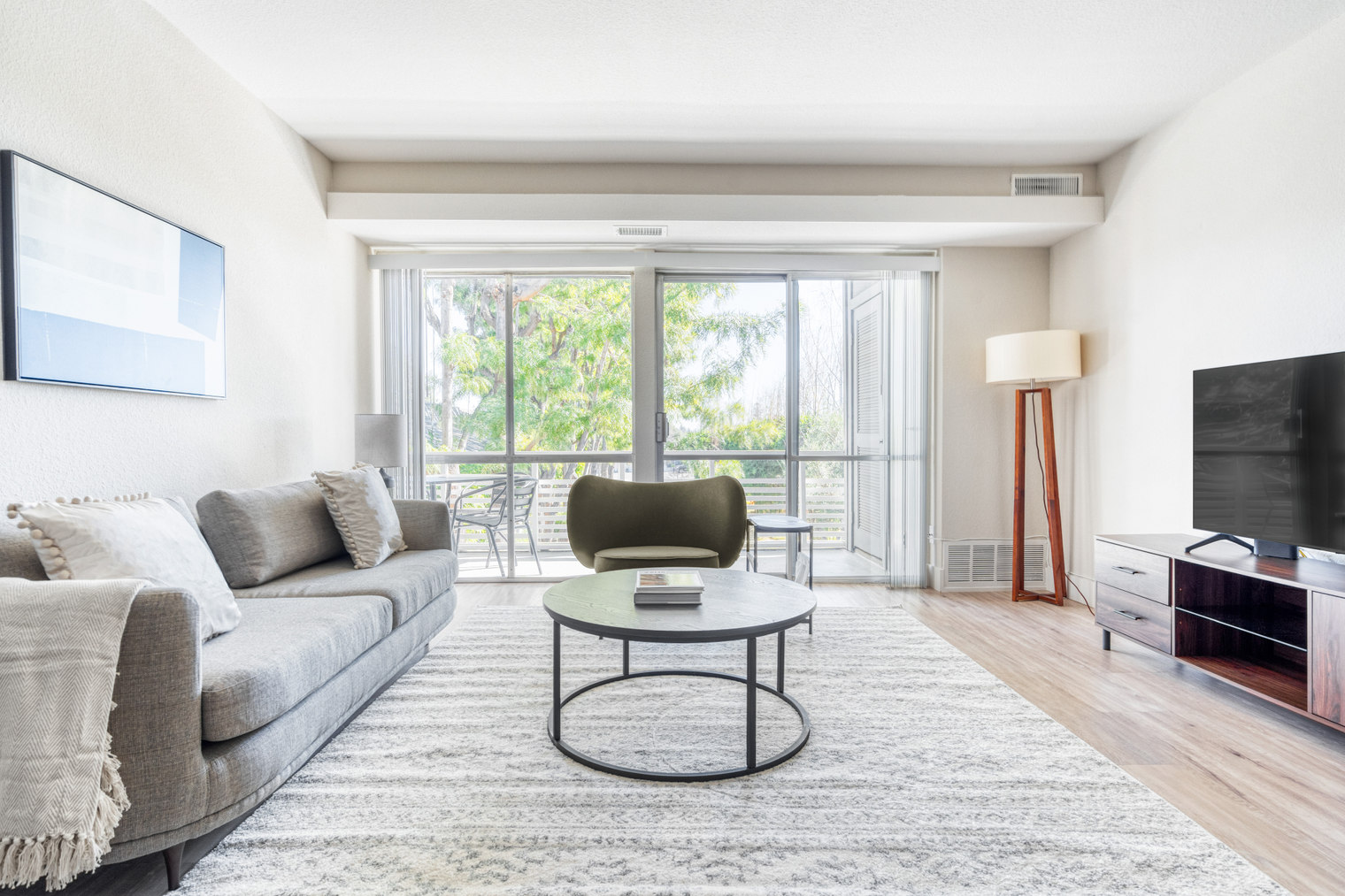 Sunnyvale 1BR w/ Pool, Gym, & BBQ, nr shops (SFO-842)