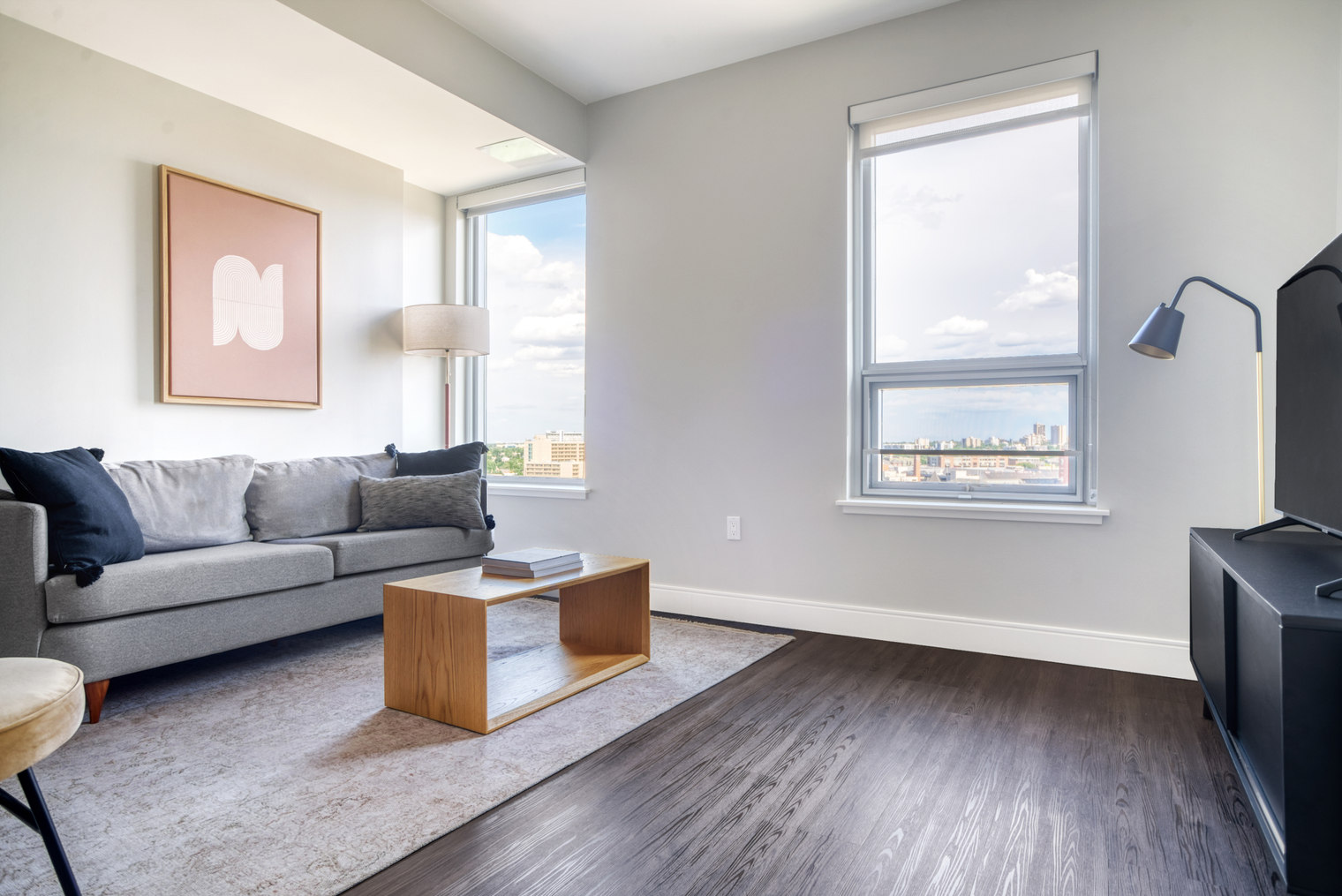 Five Points 1BR w/ Gym & Pool, short nr dining (DEN-120)