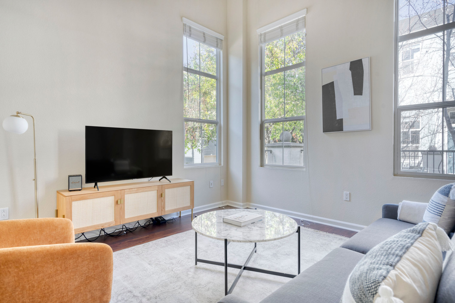 San Jose 3BR w/ Gym & Pool, nr WF & SAP Center (SFO-876)