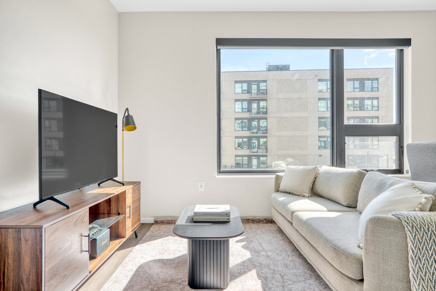 Congress Park 1BR w/ Gym & Pool, nr shops & dining (DEN-134)