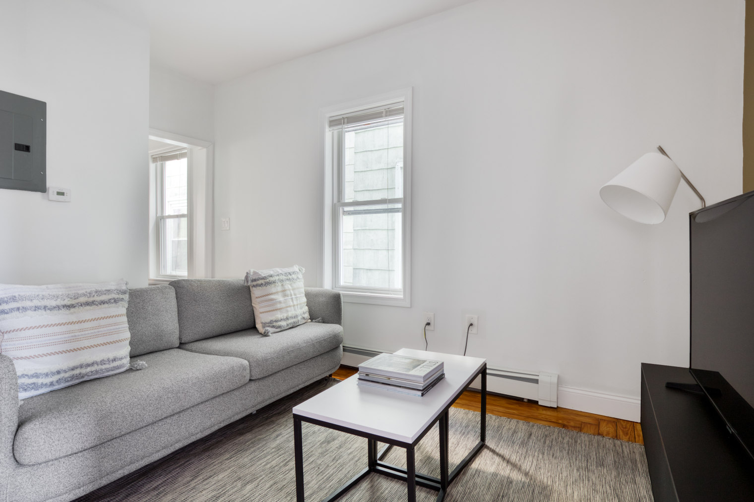 East Cambridge 2BR+ w/ W/D, nr Kendall Sq (BOS-767)