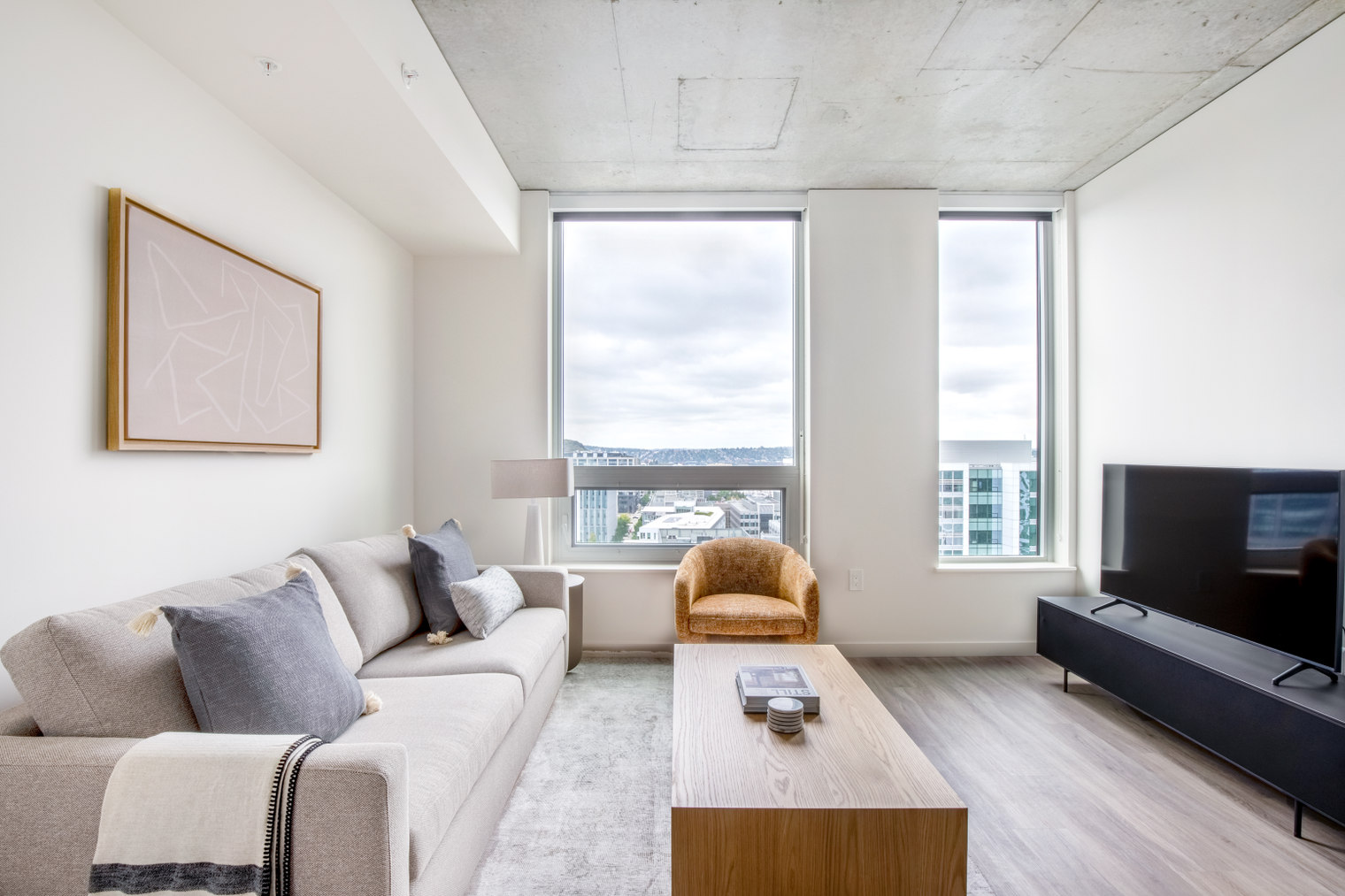 S Lake Union 1br w/ gym and w/d, nr Whole Foods (SEA-484)