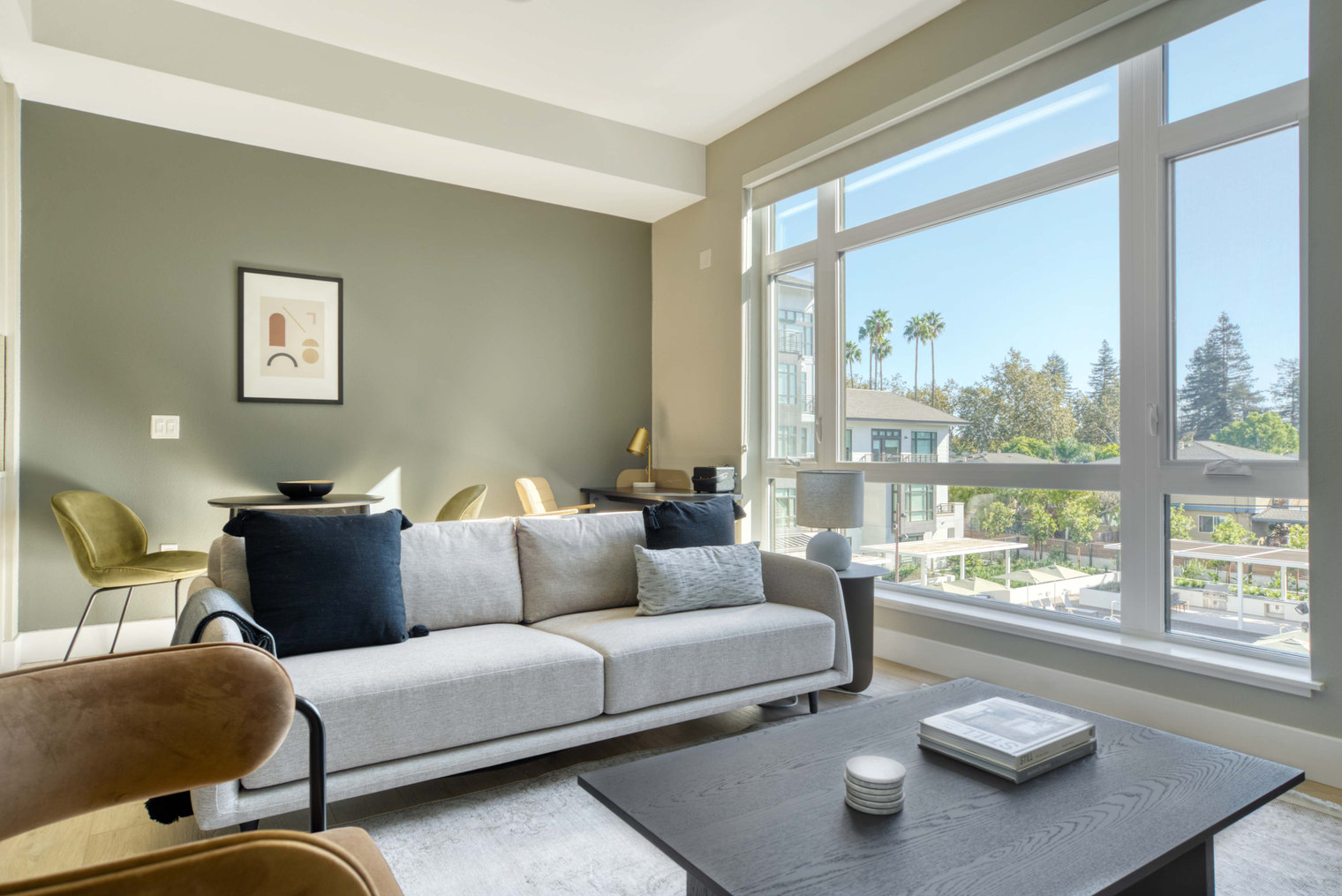 Mountain View studio w/ pool & gym, nr tech HQs (SFO-1172)