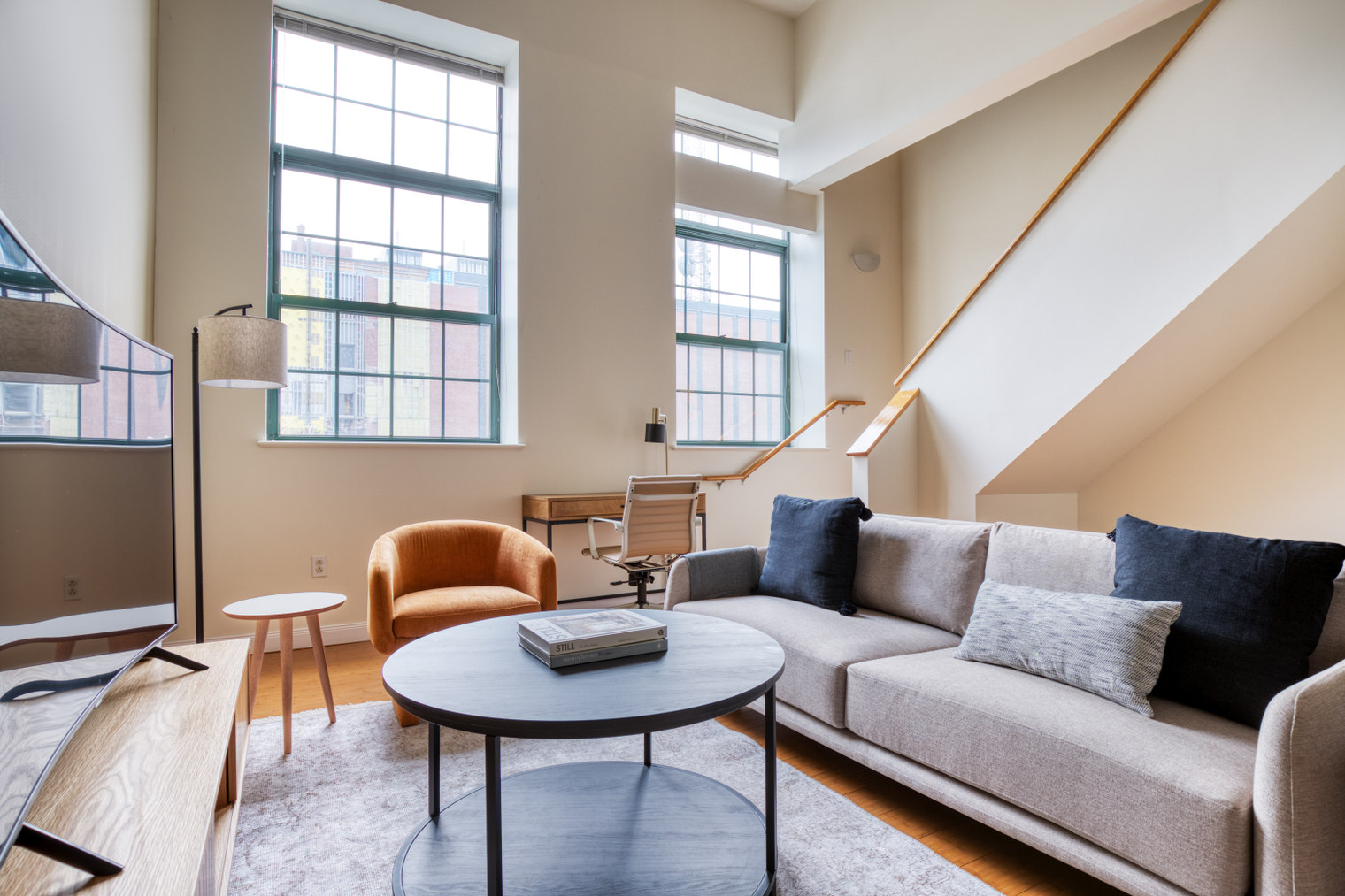 Kendall Square 2br nr restaurants & MIT (BOS-810)