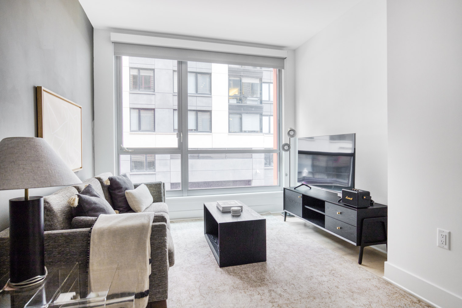 NoMa 1br w/ w/d, concierge & gym, nr Metro (WDC-639)