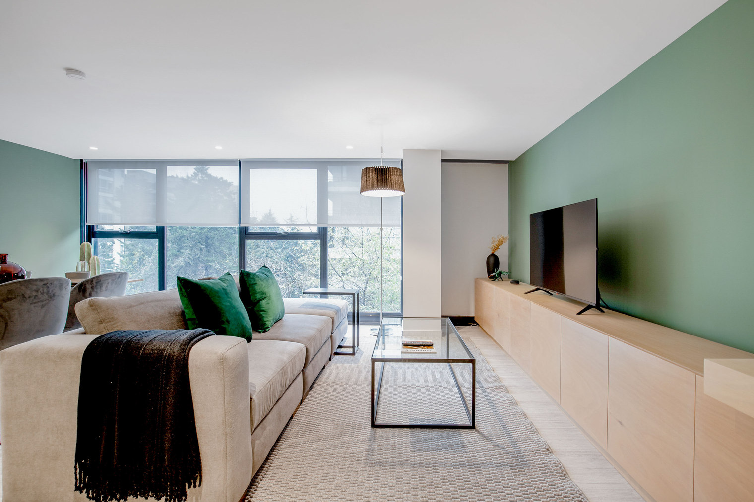 Cozy Polanco 2BR w/ Parking (MEX-113)