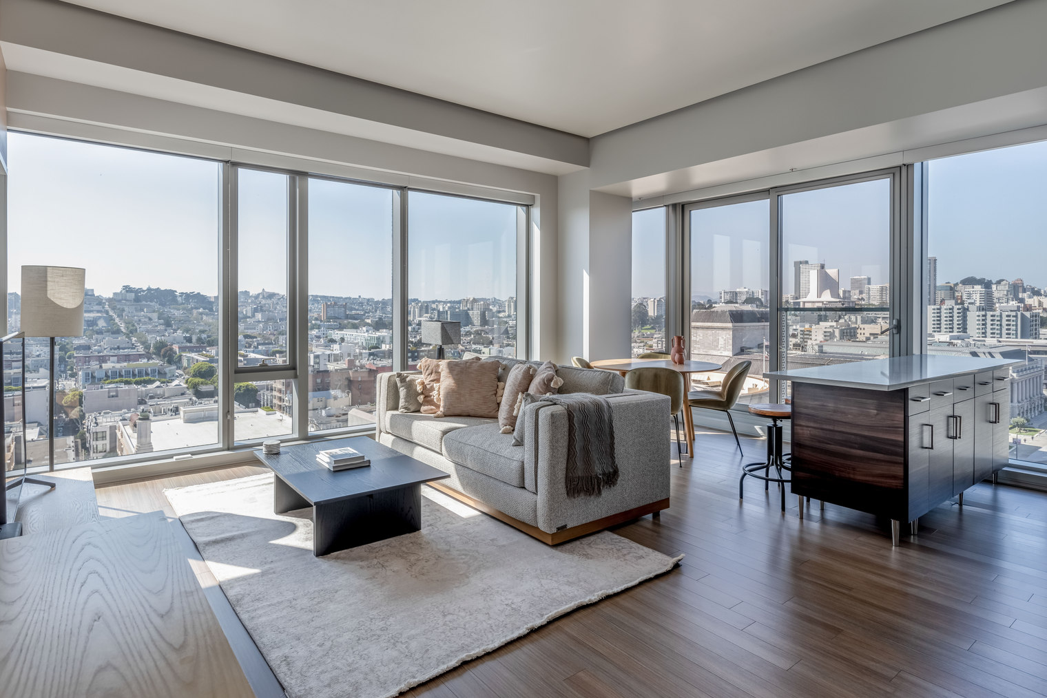 Soma 2br w/ concierge & rooftop, nr restaurants (SFO-1478)