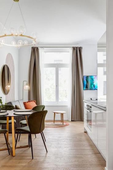 photo 1 photo 1