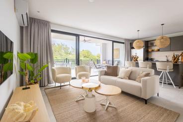 photo 1 photo 1