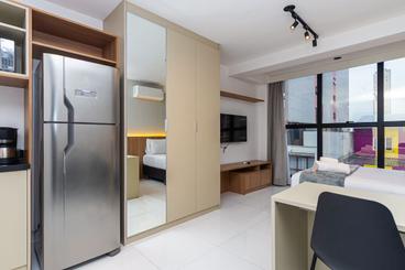 photo 1 photo 1