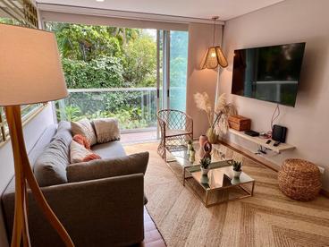 photo 1 photo 1