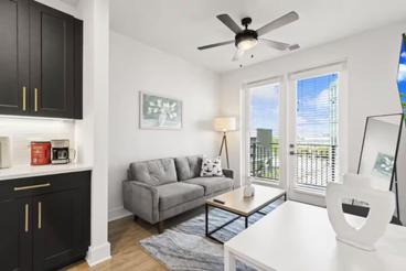 photo 1 photo 1