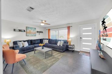 photo 1 photo 1