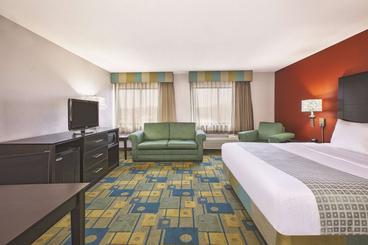 photo 1 photo 1