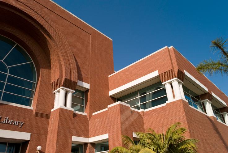 Centro Universitario CESUSC