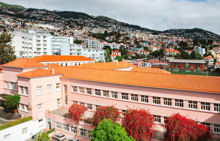 École de santé et des sciences Egas Moniz
