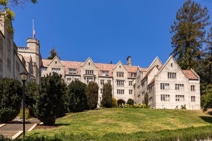 Lewis & Clark College