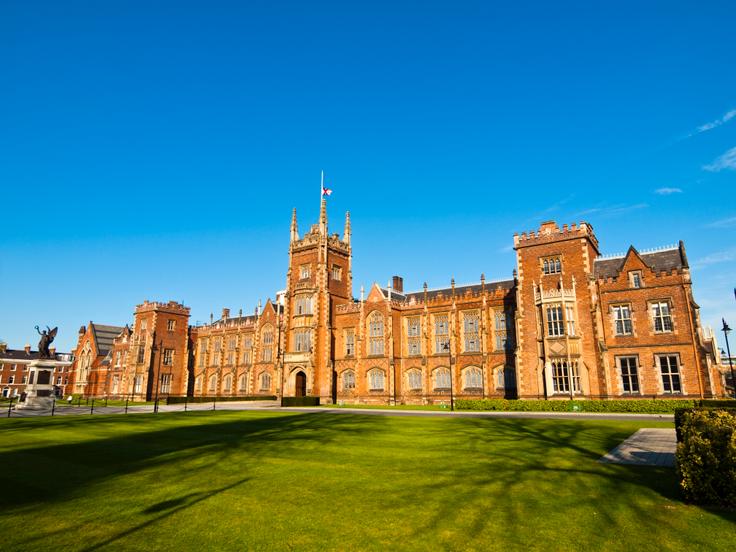 Belfast Queen's Üniversitesi