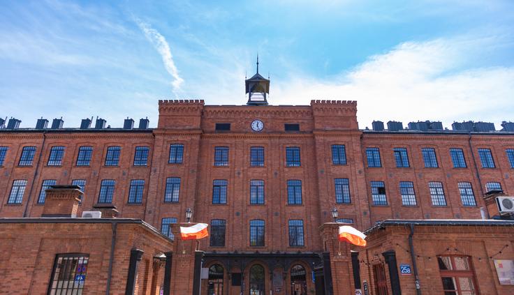 Hochschule für Geisteswissenschaften und Wirtschaft Łódź