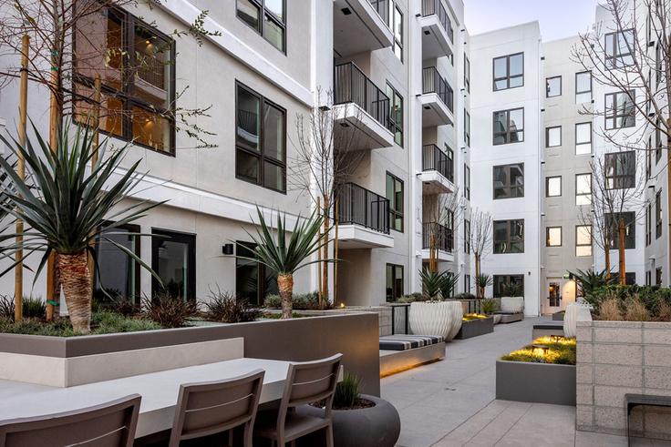 Furnished Apartments for Rent in Central San Pedro, Los Angeles | Blueground