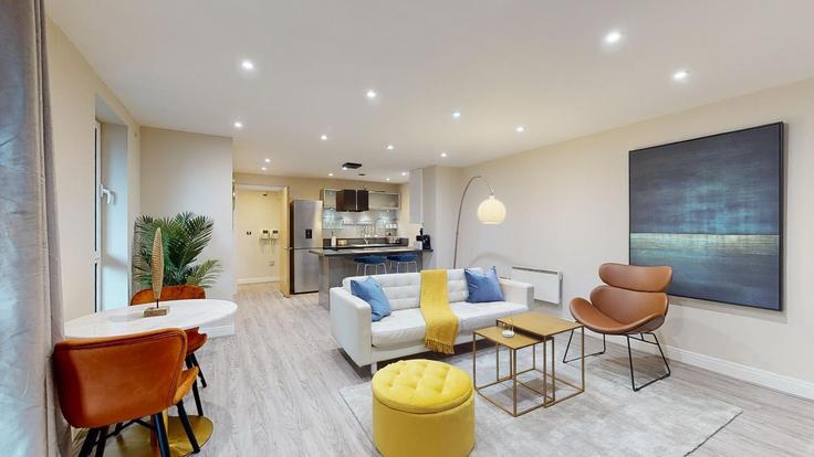 London London Borough of WandsworthのBuilding Battersea Park Road - 13830829 - 1330344のアパートメントにある、モダンな家具を備えたエレガントなデザインのリビングルーム London London Borough of WandsworthのBuilding Battersea Park Road - 13830829 - 1330344のアパートメントにある、モダンな家具を備えたエレガントなデザインのリビングルーム