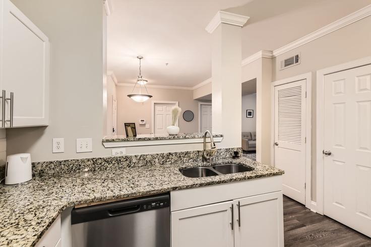 2 yatak odalı mobilyalı daire North Avenue Northeast 1258369P , Atlanta, Atlanta, fotoğraf 6