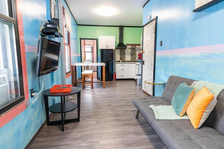 New York ManhattanのBuilding East 78th Street - afi-apartments - 1460134のアパートメントにある、モダンな家具を備えたエレガントなデザインのリビングルーム