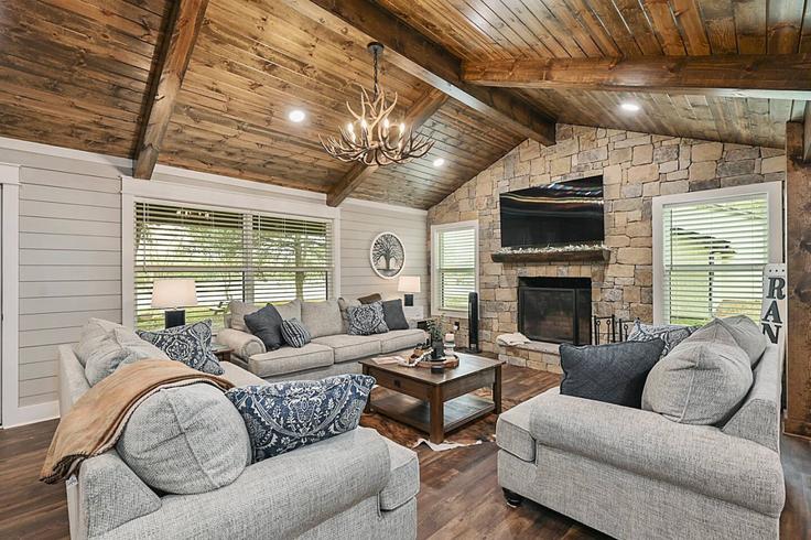 Elegant gestaltetes Wohnzimmer mit moderner Einrichtung in einer Wohnung im Building Andert Road - aggieland-vacation-rentals - 1328071 in Bryan, Bryan Elegant gestaltetes Wohnzimmer mit moderner Einrichtung in einer Wohnung im Building Andert Road - aggieland-vacation-rentals - 1328071 in Bryan, Bryan