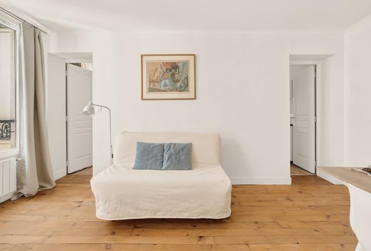 10th arrondissement, Paris에 위치한 Building Rue de Paradis - airbnyou - 1578782 유닛의 세련된 인테리어가 돋보이는 거실