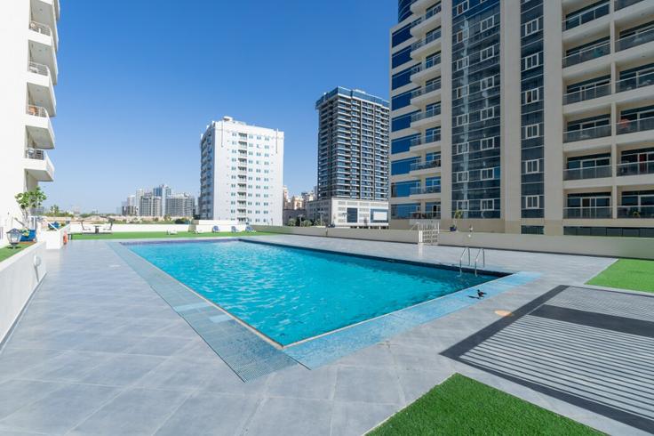 Dubai Dubai의 Royale Residences Tower 2 (1030575P)에 위치한 스튜디오 풀퍼니시드 아파트 – 사진 1장