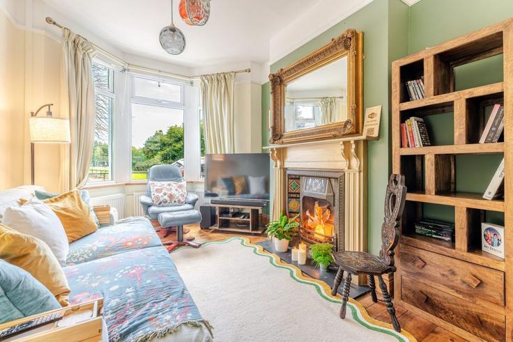Salle de séjour élégante avec mobilier moderne dans un appartement à Building Hunter Street - airfreedom - 1633353 à Butetown, Cardiff Salle de séjour élégante avec mobilier moderne dans un appartement à Building Hunter Street - airfreedom - 1633353 à Butetown, Cardiff