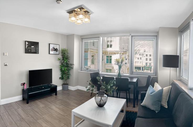 Salle de séjour élégante avec mobilier moderne dans un appartement à Building Ship Street - airhost-agency - 1351180 à Brighton, Brighton