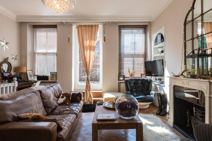 Royal Borough of Kensington and Chelsea, London에 위치한 Building Park Walk - airpeaceofmind - 1225054 유닛의 세련된 인테리어가 돋보이는 거실 Royal Borough of Kensington and Chelsea, London에 위치한 Building Park Walk - airpeaceofmind - 1225054 유닛의 세련된 인테리어가 돋보이는 거실