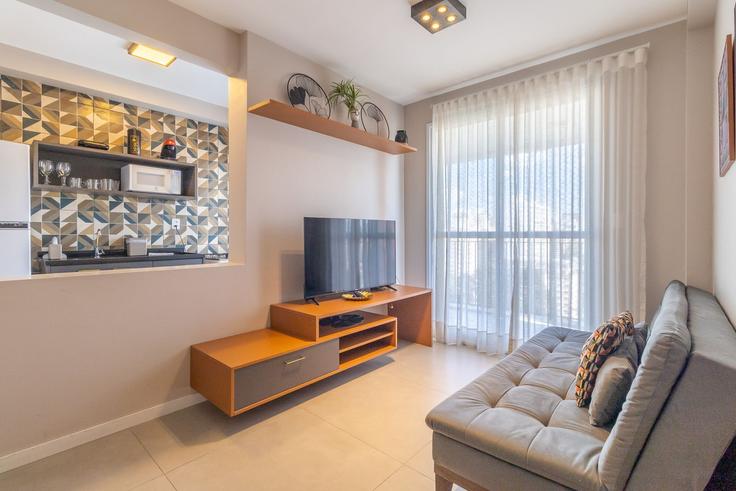 São Paulo ConsolaçãoのBuilding Rua Gravataí - akile-homes - 1459358のアパートメントにある、モダンな家具を備えたエレガントなデザインのリビングルーム